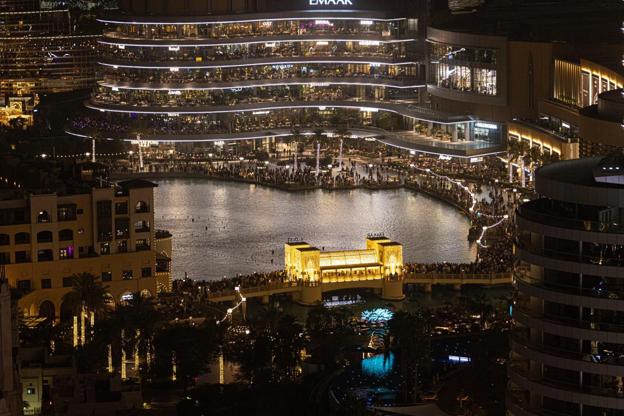 Smartstay At Burj Royale - Full Burj Khalifa View - Brand New Luxury Apartments Дубай Екстериор снимка